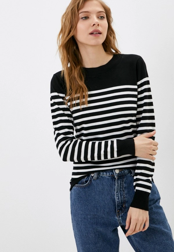 Tezenis jumper, 2599 rubles.