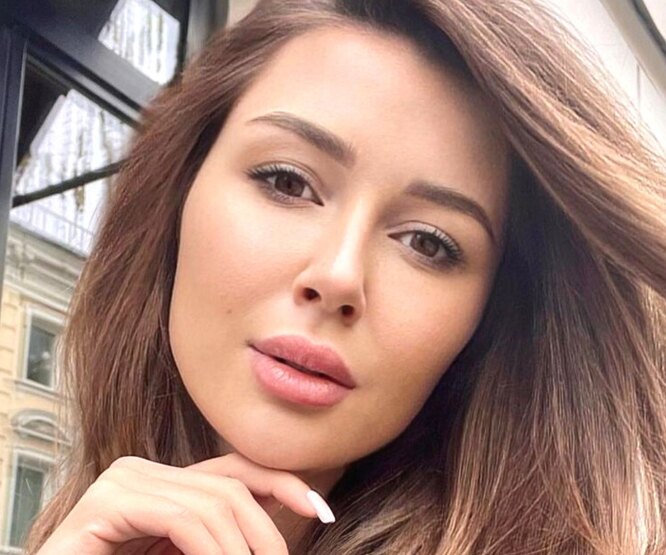 «Только не вступайте в отношения!»: Анна Заворотнюк дала советы девушкам, как пережить разрыв