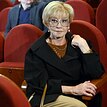 «Вера Алентова потрясающе выглядит!»: кинозвезду в пестром халате сняли на видео