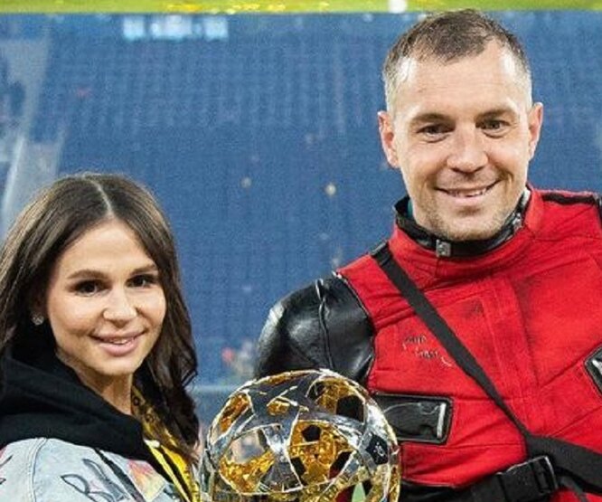 «Главный хет-трик в жизни»: жена Артема Дзюбы родила третьего сына