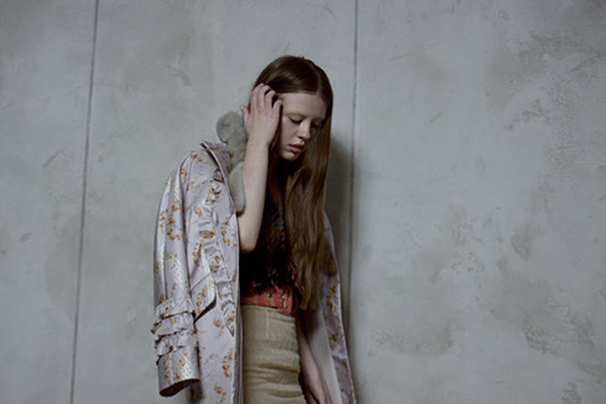 Miu Miu сняли три мини-фильма в поддержку новой кампании Miu Miu сняли три мини-фильма в поддержку новой кампании