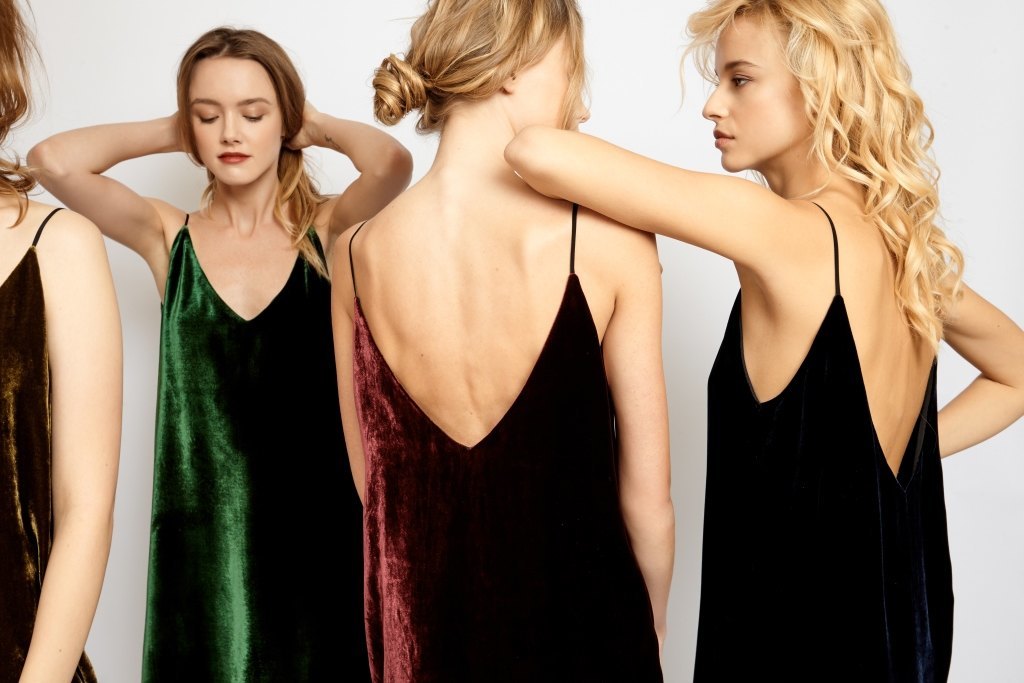 Платье В Бельевом Стиле Из Бархата Выкройка фото 17