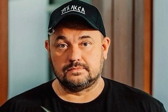 Сергей Жуков заявил, что фильм «Руки вверх!» заблокировали из-за мошенника