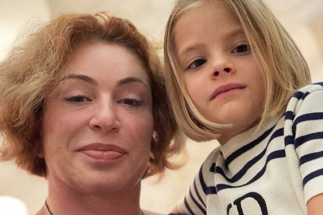 «Алису люблю сильнее»: мать Тимати рассказала о разном отношении к внукам «Алису люблю сильнее»: мать Тимати рассказала о разном отношении к внукам
