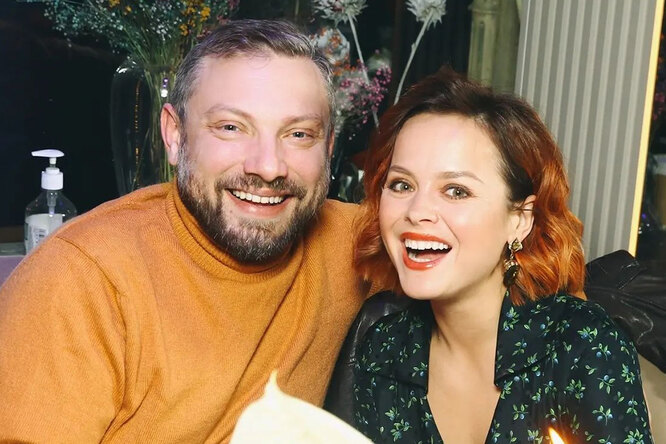 «Я люблю удивлять! Теперь нас пятеро»: звезда Comedy Women Наталия Медведева родила «Я люблю удивлять! Теперь нас пятеро»: звезда Comedy Women Наталия Медведева родила