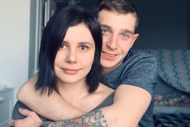Звезда Instagram* Марина Балмашева после развода начала жить с 20-летним пасынком Звезда Instagram* Марина Балмашева после развода начала жить с 20-летним пасынком
