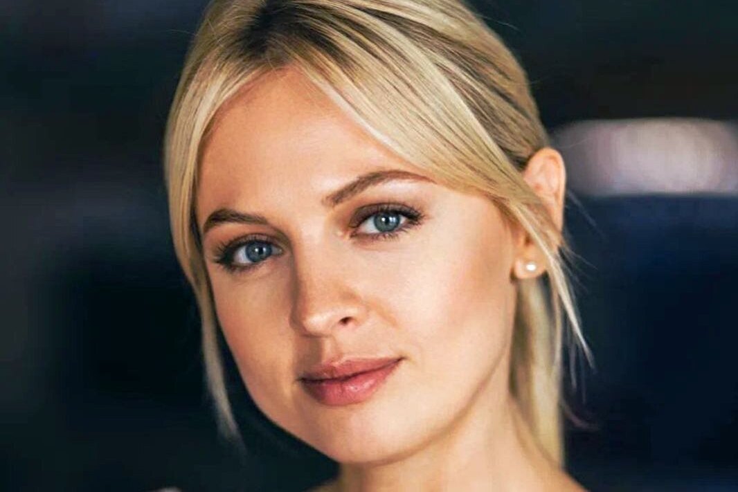 «Когда Анечка на сцене, у меня слезы на глазах»: Янина Студилина показала семилетнюю дочь