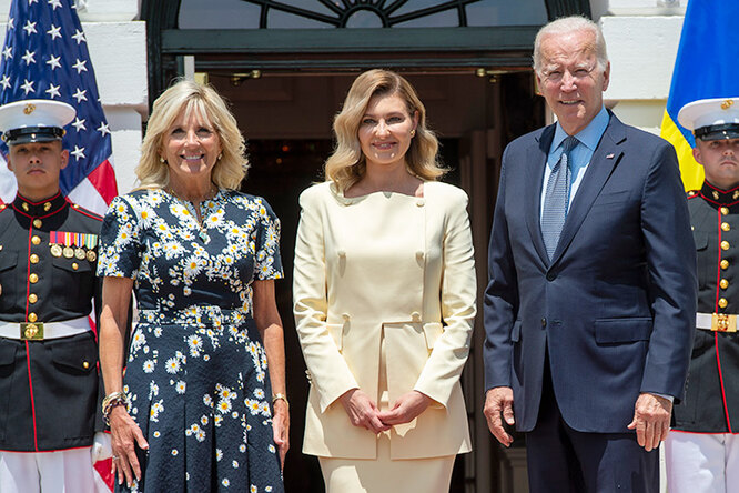 ‘Excellent buttons’: Biden’s reaction to Elena Zelenskaya’s unexpected reveal jacket