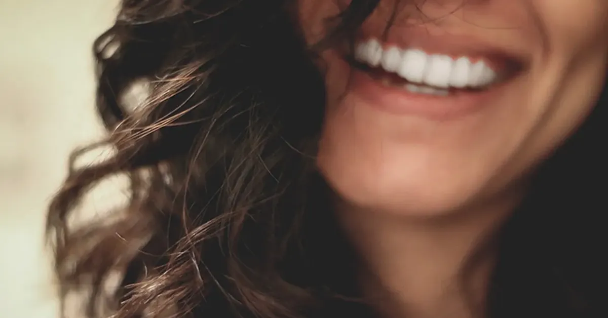 Is it dangerous to whiten your teeth?